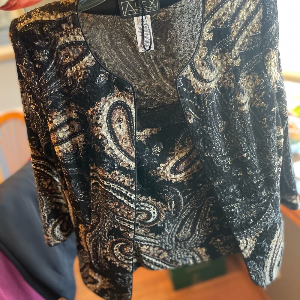 Alex Evenings 2PC Printed Jacket Set (Shell & Jacket) Size Small